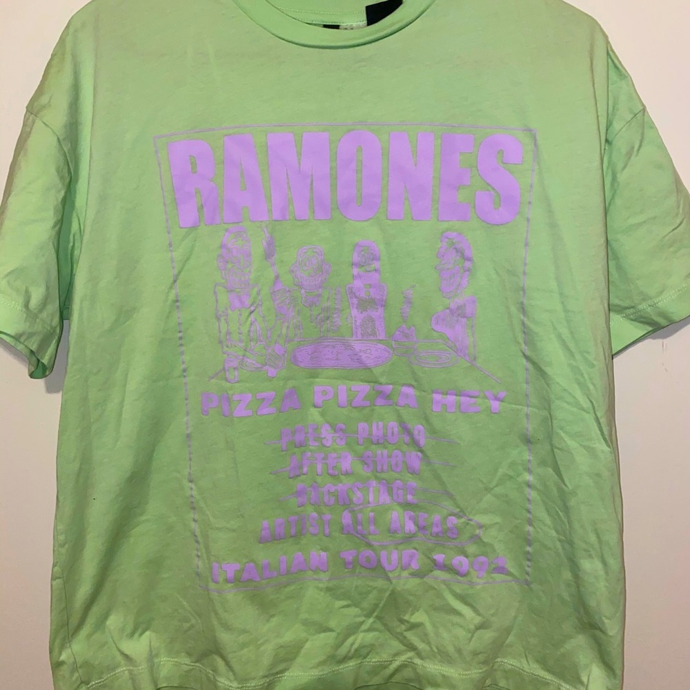 Ramones Graphic Tee